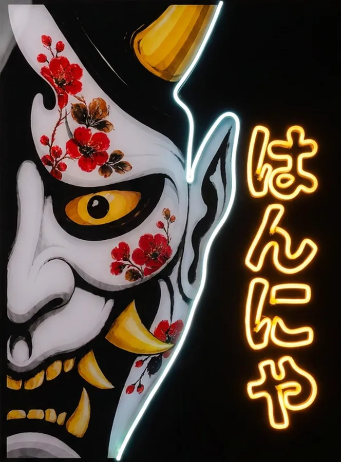 Cuadro Hannya: máscara del teatro Nō con flores de cerezo, caligrafía en Neon Flex ámbar y filamento blanco que divide la composición.